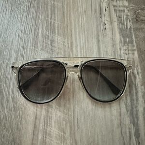 Express clear frame sunglasses